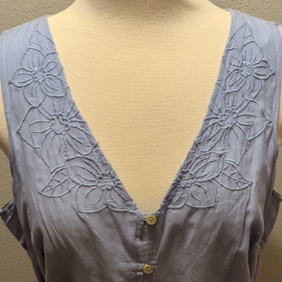 Embroidered Blue Sleeveless Dress - Picture 2 of 7